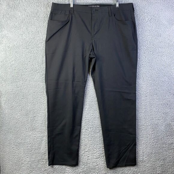 Calvin Klein Men's Straight Fit Jeans Black Size 40x30 Pre-Owned - Picture 1 of 16